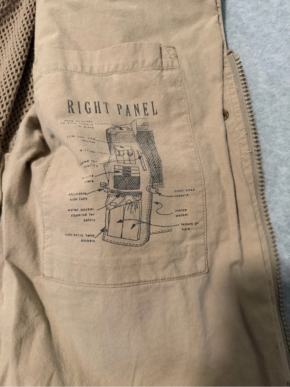 Banana Republic Safari Photographer Hiking Hunting Camping Fishing Khaki Vest M